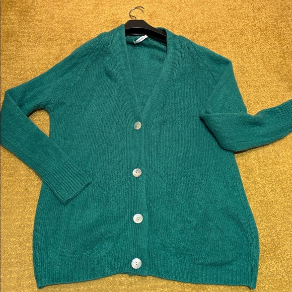 Oversized Green Cardigan Sweater - Picture 2 of 6